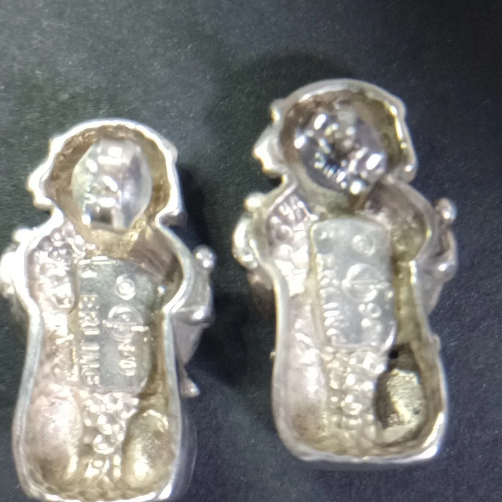 Storyteller Vintage Native American Sterling Silver  Stud Earrings - Picture 8 of 14